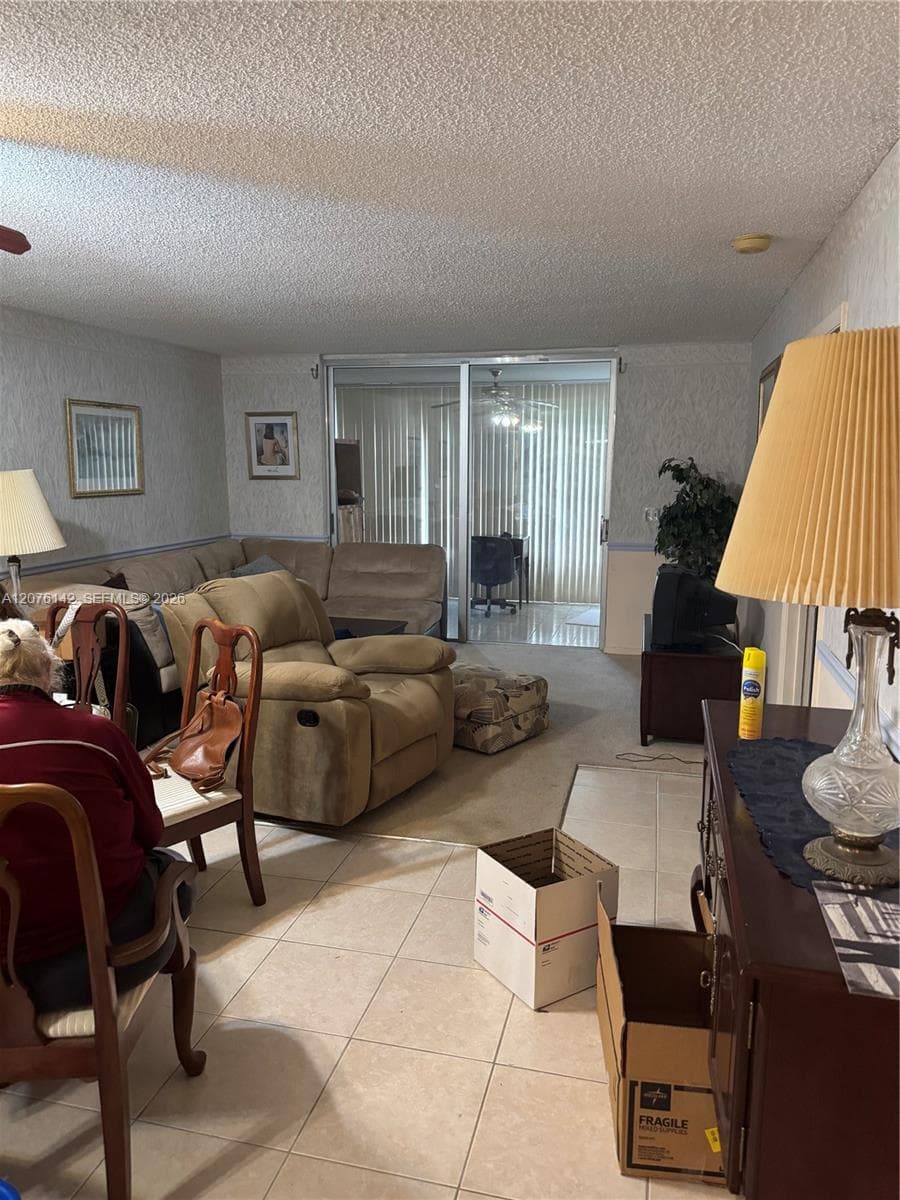 7640 NW 18th St # 104, Margate, FL 33063 — zdjęcie 2