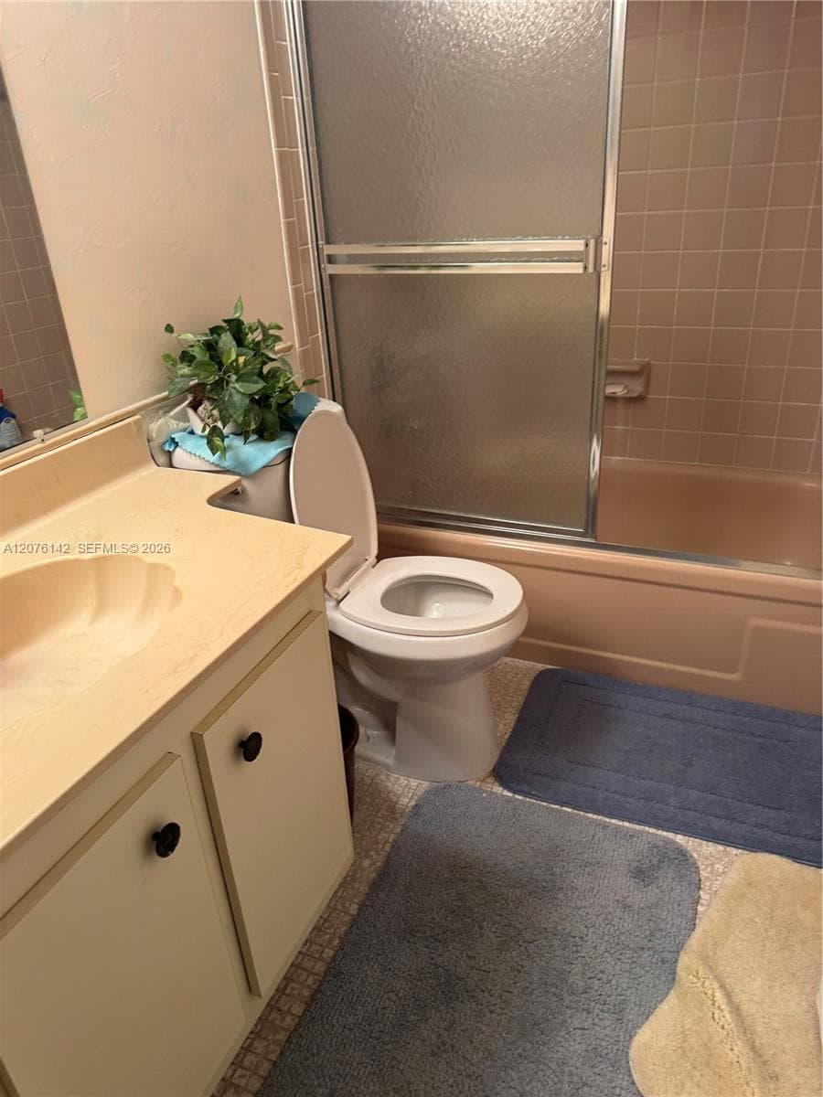 7640 NW 18th St # 104, Margate, FL 33063 — zdjęcie 3