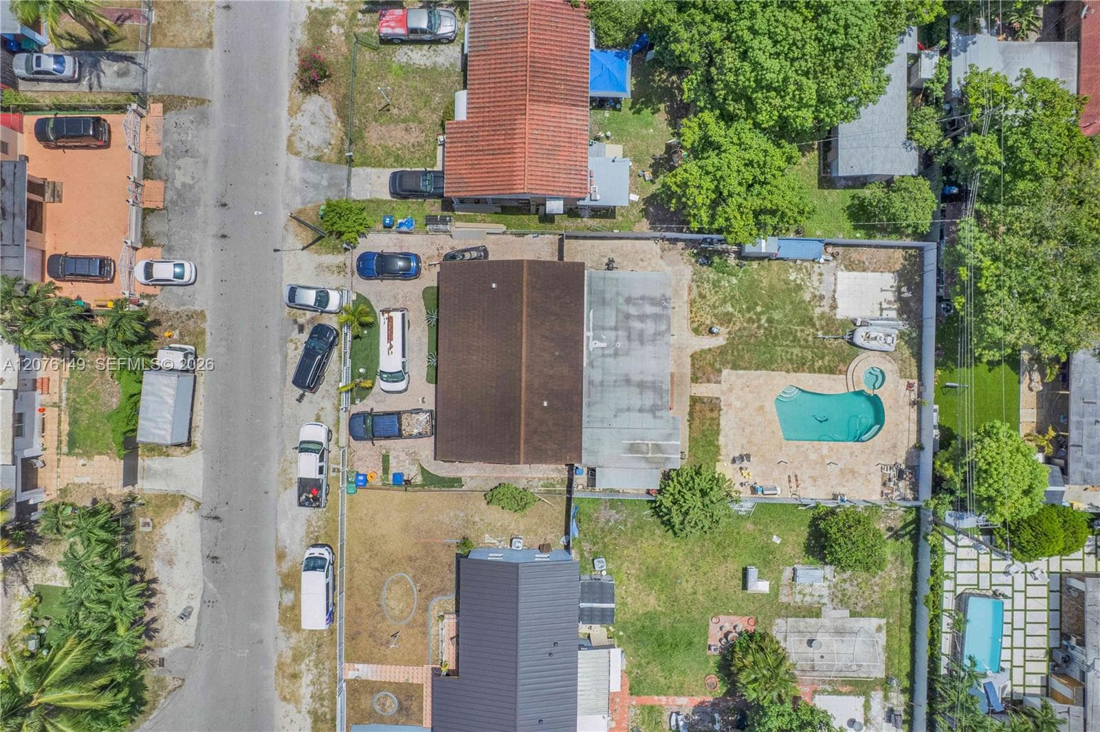 3030 NW 90th St, Miami, FL 33147 — zdjęcie 5