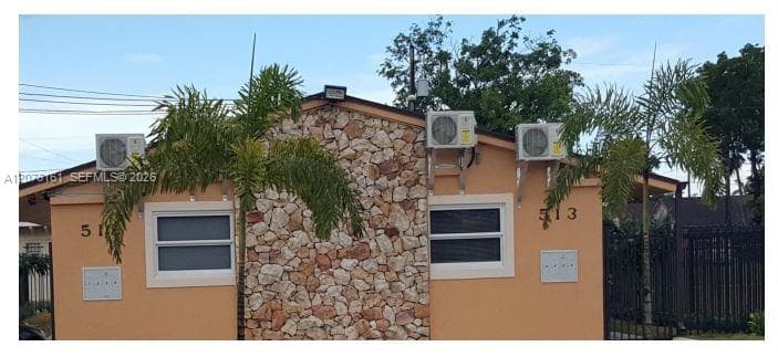 513 SW 6th Ave # 6, Homestead, FL 33030 — zdjęcie 2