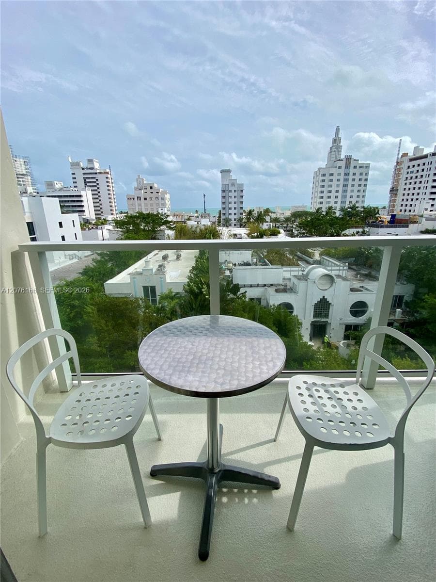 1750 James Ave # 7D, Miami Beach, FL 33139 — zdjęcie 2