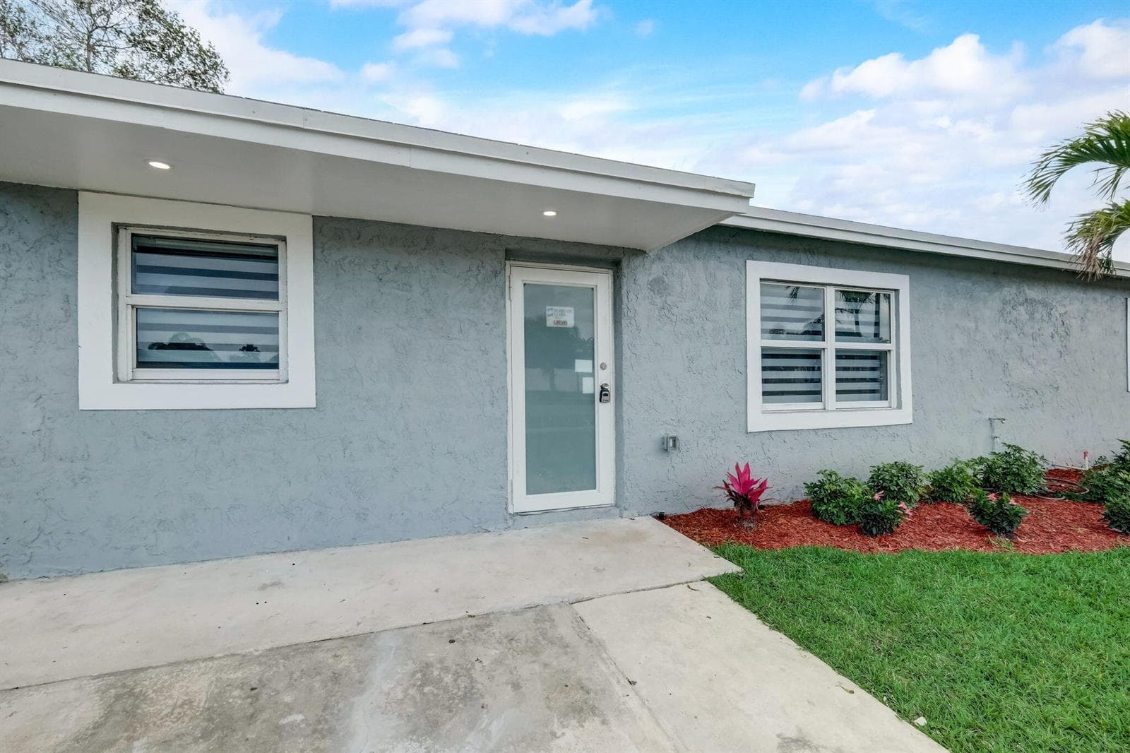 520 SW 13TH Place, Deerfield Beach, FL 33441 — zdjęcie 2