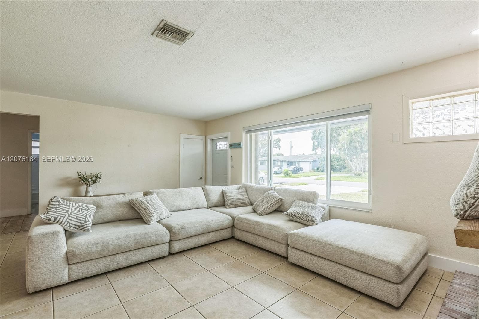 6931 SW 2nd St # 0, Pembroke Pines, FL 33023 — zdjęcie 4