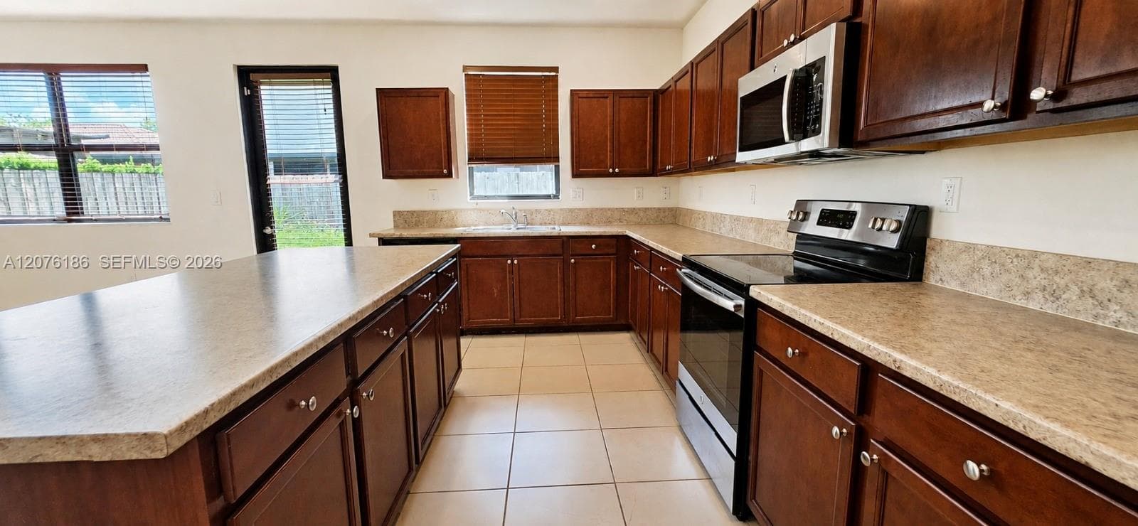 191 SE 35th Ave, Homestead, FL 33033 — zdjęcie 5