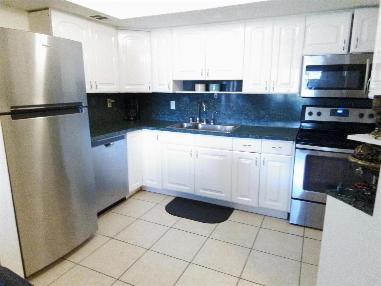 1535 SE ROYAL GREEN Circle # D102, Port St. Lucie, FL 34952 — zdjęcie 5