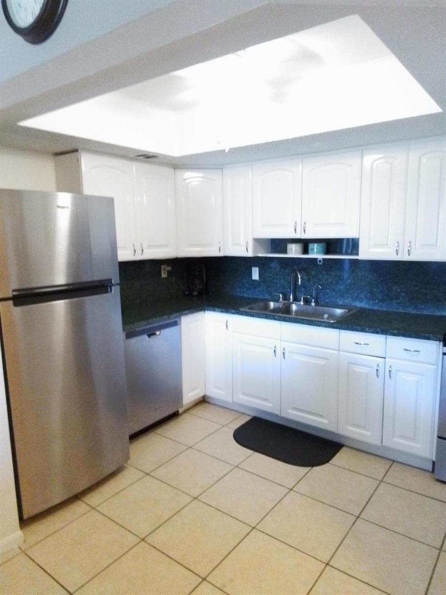 1535 SE ROYAL GREEN Circle # D102, Port St. Lucie, FL 34952 — zdjęcie 4