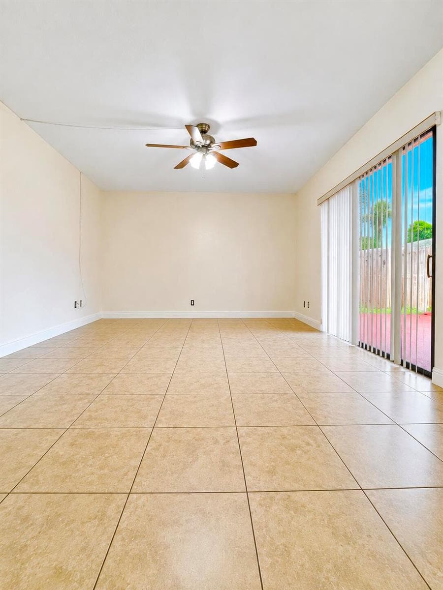 256 Lake Arbor Drive, Palm Springs, FL 33461 — zdjęcie 4