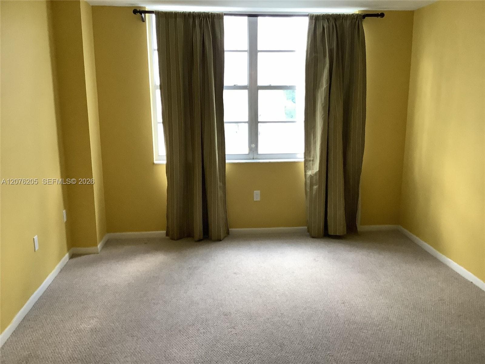 2801 NE 183rd St # 111W, Aventura, FL 33160 — zdjęcie 4