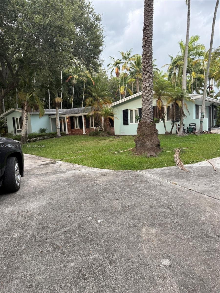 12121 SW 60th Ct, Pinecrest, FL 33156