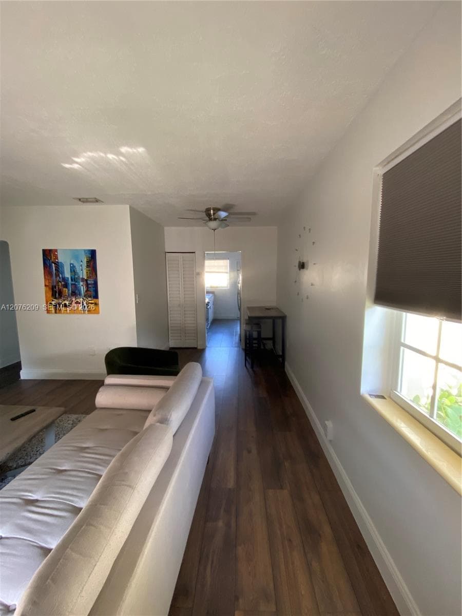 2145 Bay Dr # 2, Miami Beach, FL 33141 — zdjęcie 4