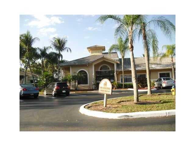 300 PALM Circle W # 204, Pembroke Pines, FL 33025 — zdjęcie 4
