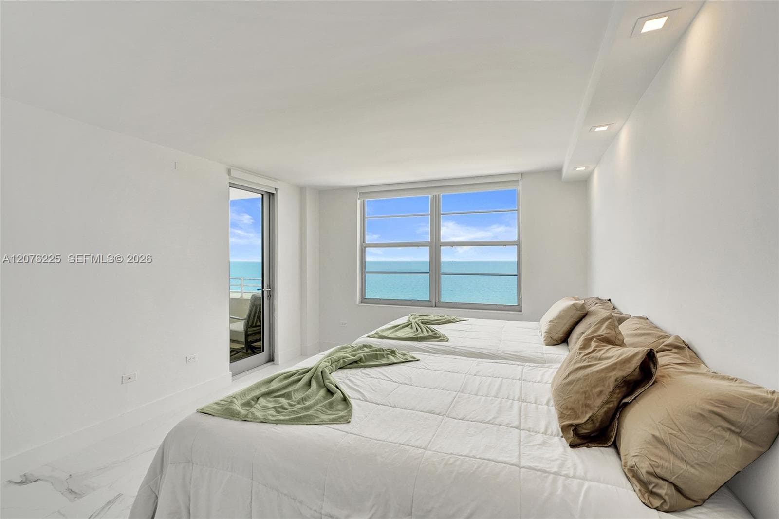 5555 Collins Ave # 9M, Miami Beach, FL 33140 — zdjęcie 4