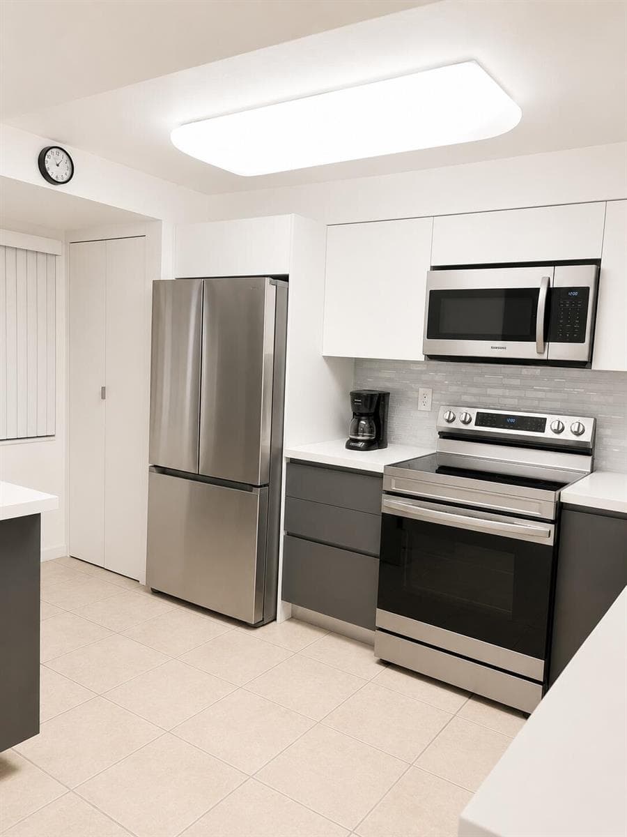 450 Commodore Drive # 106, Plantation, FL 33325 — zdjęcie 2
