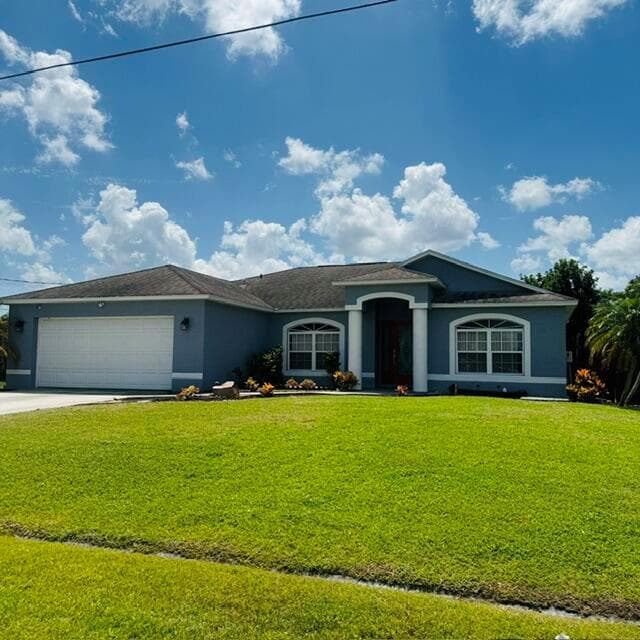 170 SW Christmas Terrace, Port St. Lucie, FL 34984