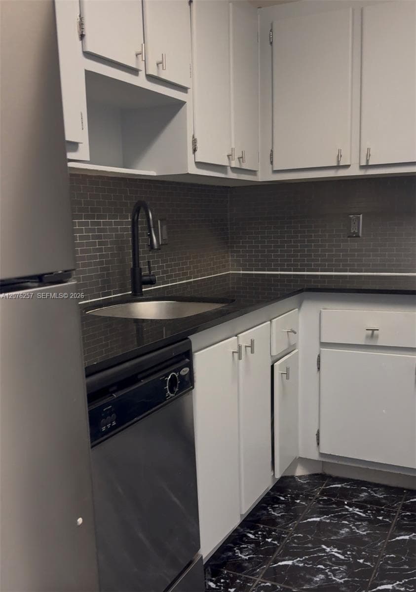 1300 NE Miami Gardens Dr # 803E, Miami, FL 33179