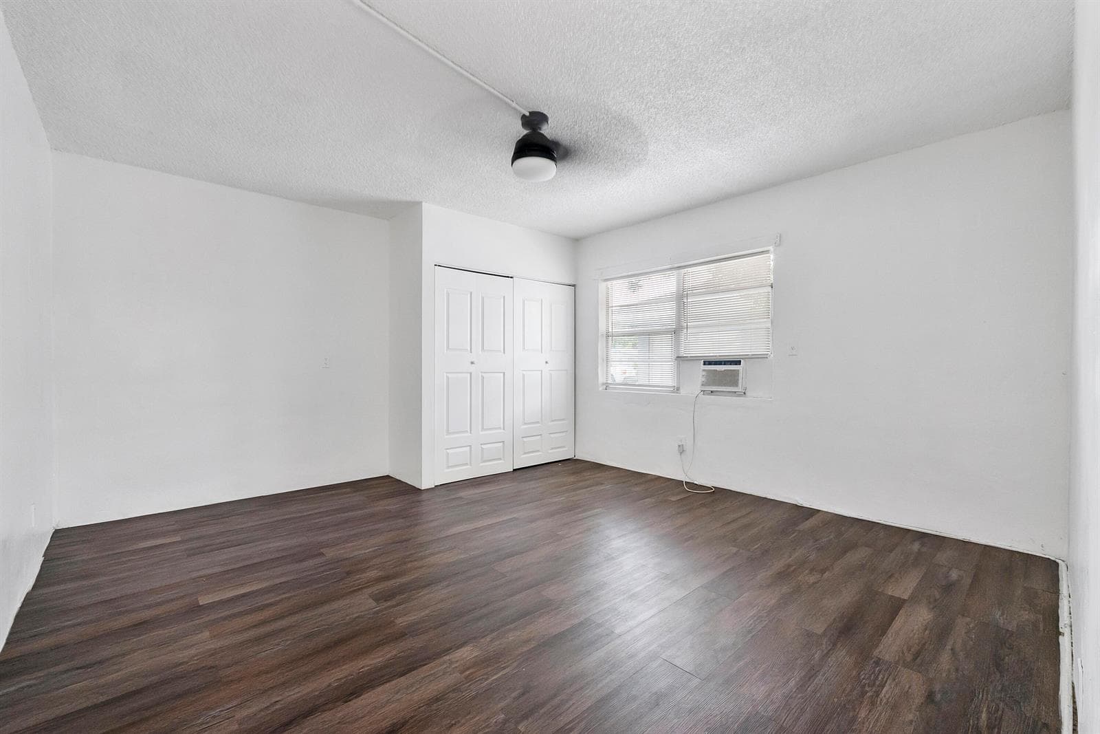 271 SW 1ST Street # #1, Deerfield Beach, FL 33441 — zdjęcie 2