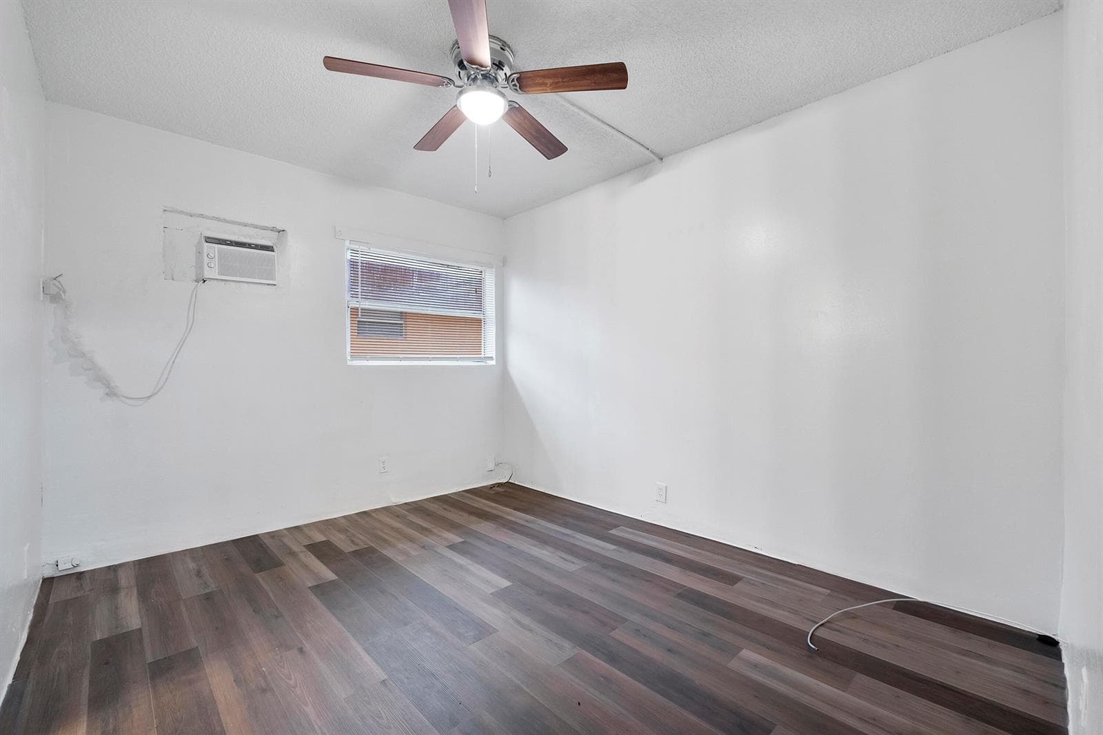 271 SW 1ST Street # #1, Deerfield Beach, FL 33441 — zdjęcie 4