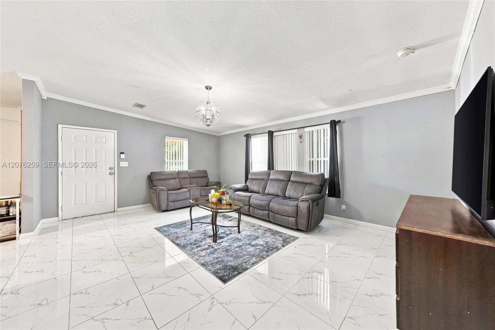 6241 NW 1st Pl, Miami, FL 33150 — zdjęcie 5