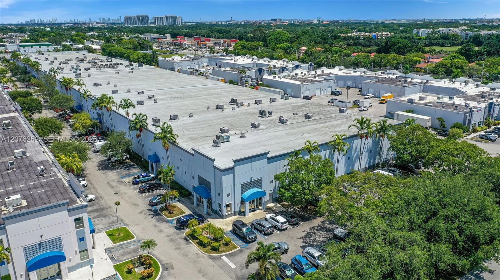 5900 NW 97th Ave # C-2, Doral, FL 33178 — zdjęcie 3