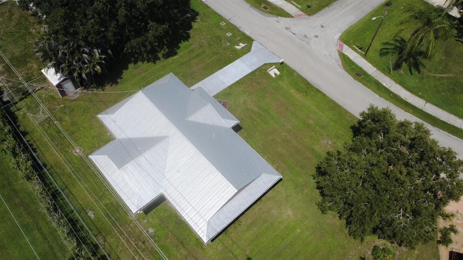 5572 SE CABLE Drive, Stuart, FL 34997 — zdjęcie 2