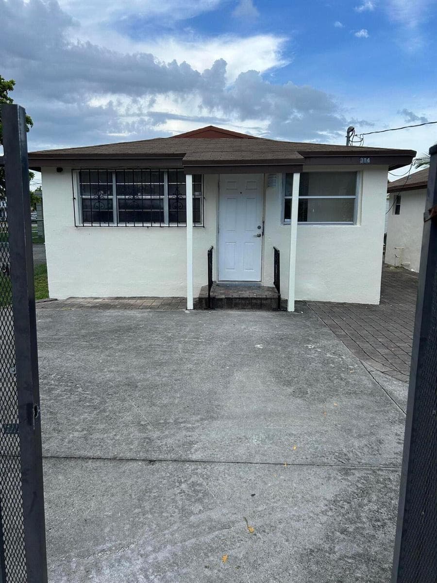 314 NW 5TH Street NW # 1-3, Hallandale Beach, FL 33009 — zdjęcie 3