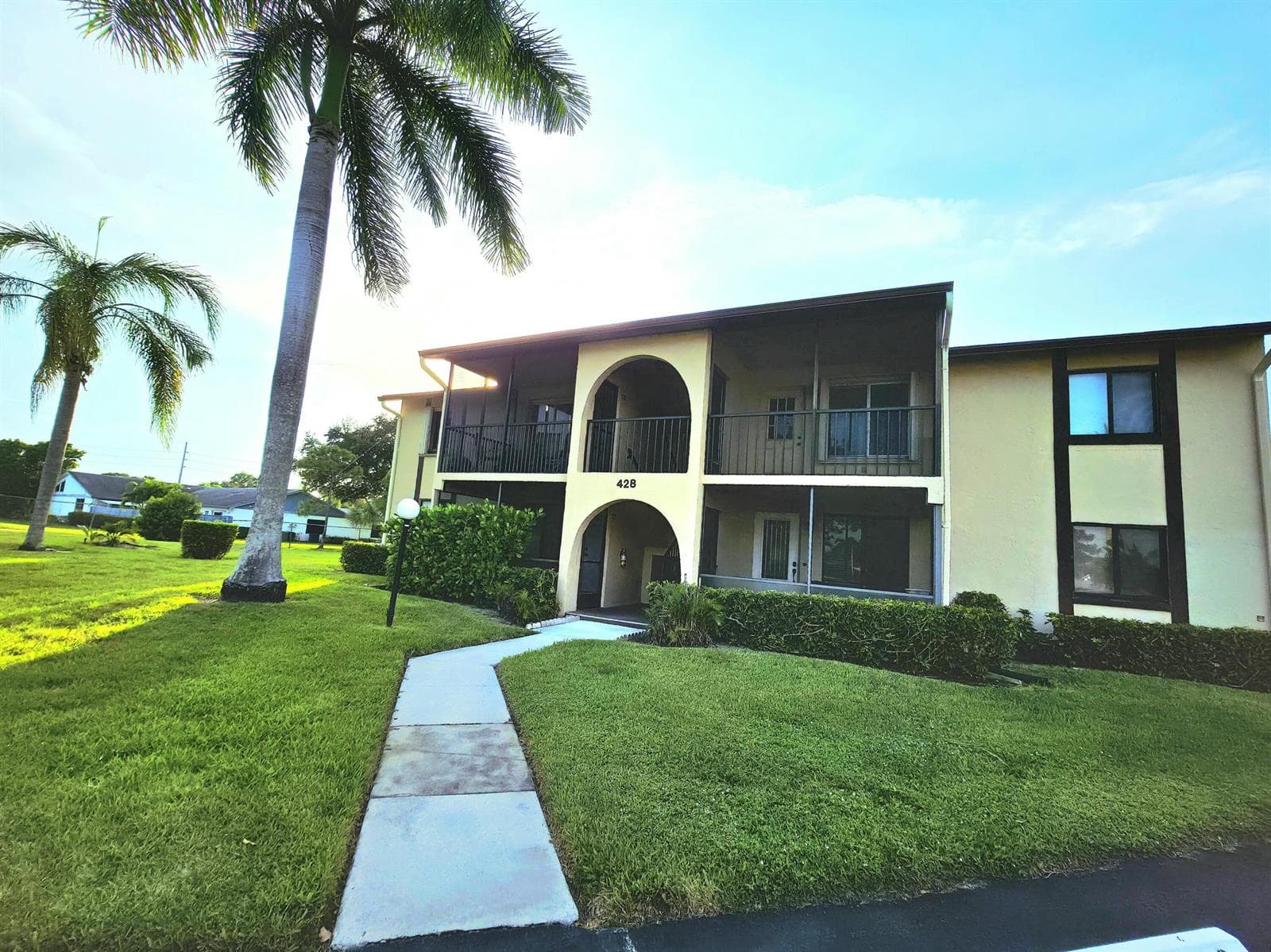 428 Pine Glen Lane # A-1, FL 33463