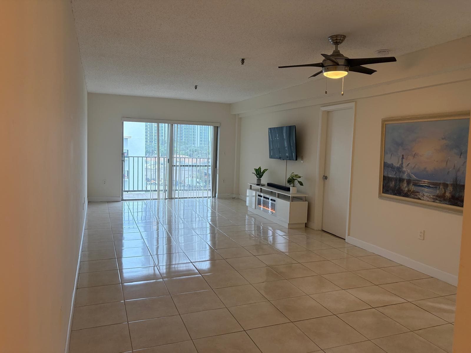250 NE 181st Drive # 406, Sunny Isles Beach, FL 33160 — zdjęcie 5