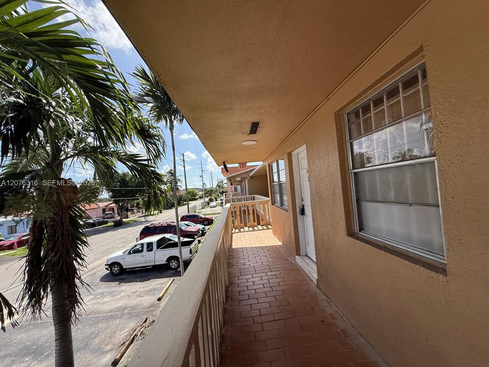 1154 W 35th St # 223, Hialeah, FL 33012 — zdjęcie 3