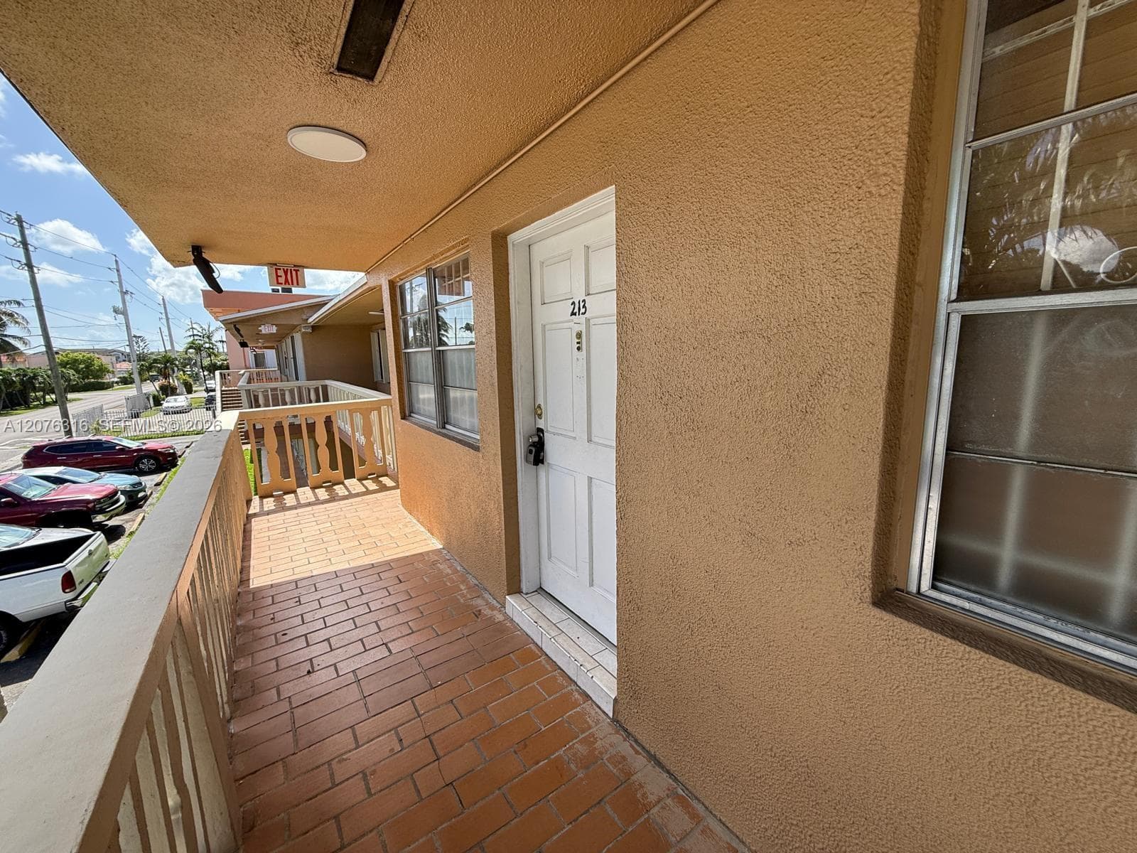 1154 W 35th St # 223, Hialeah, FL 33012 — zdjęcie 5
