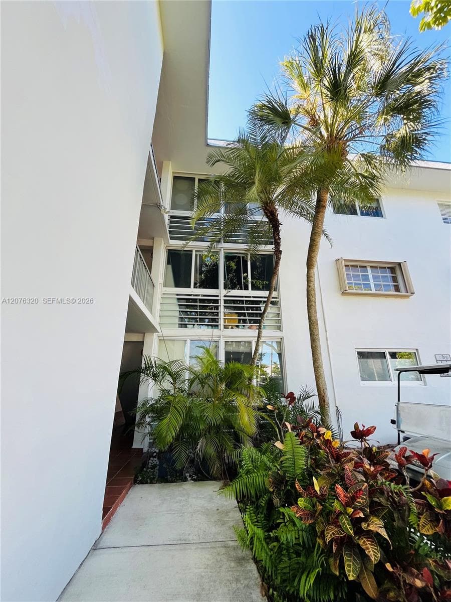251 Galen Dr # 101E, Key Biscayne, FL 33149 — zdjęcie 4