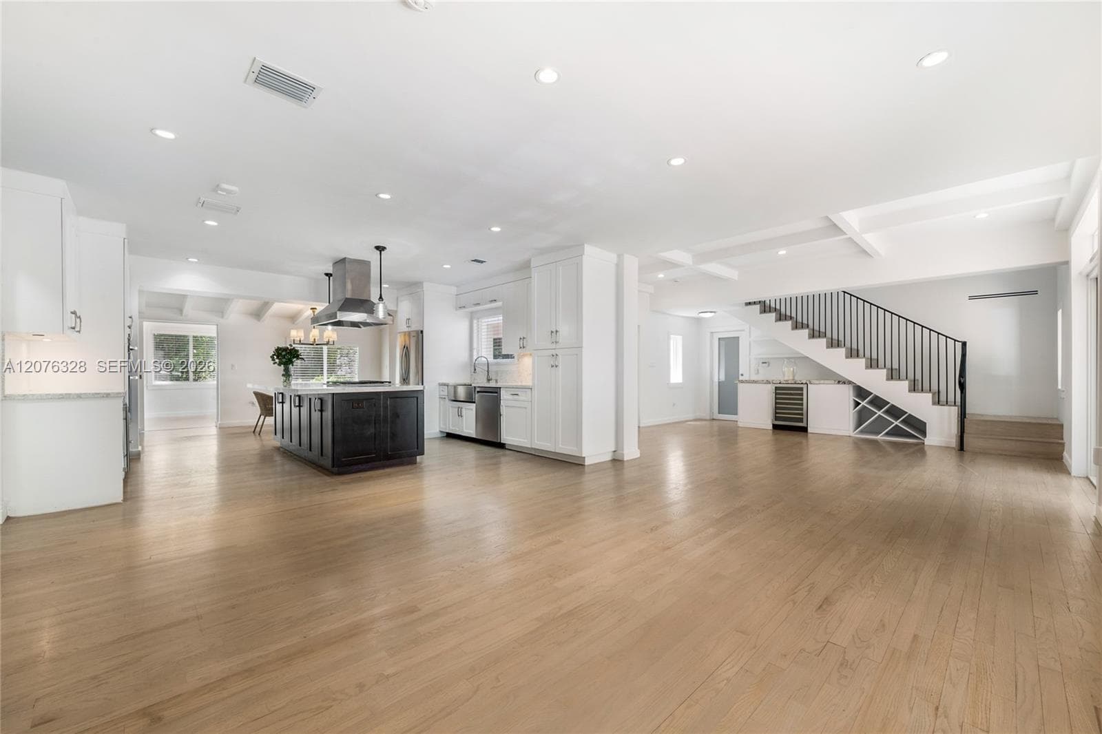 100 Sarto Ave, Coral Gables, FL 33134 — zdjęcie 4