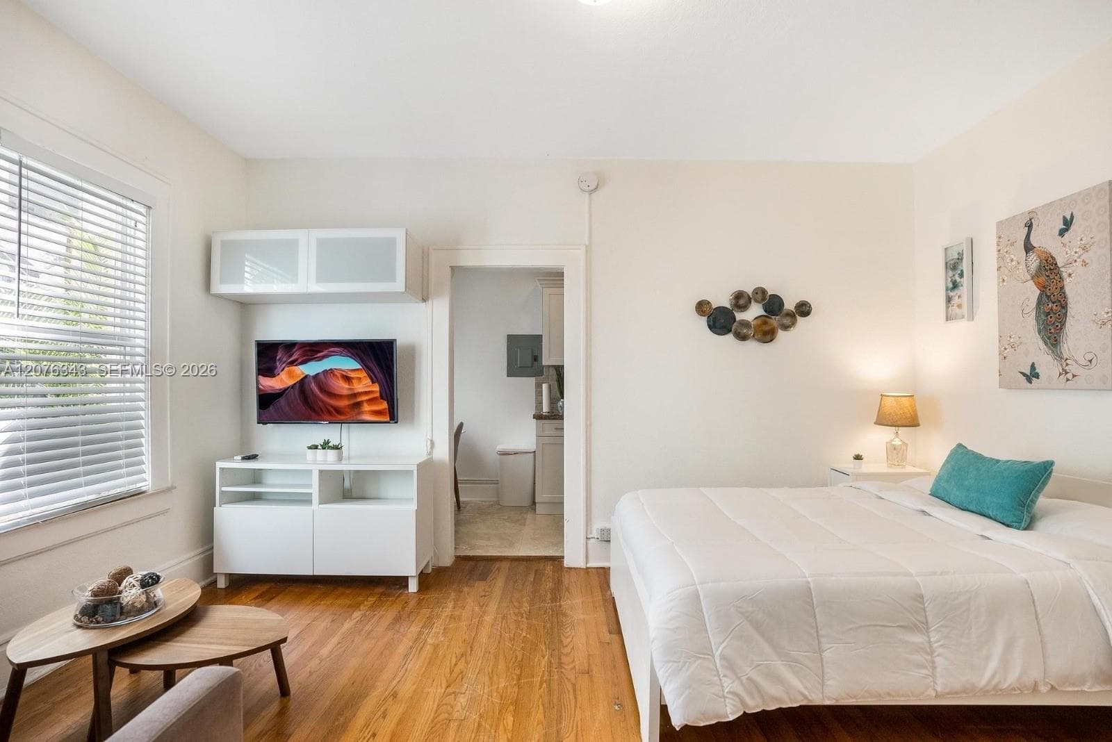 124 Mendoza Ave # 4, Coral Gables, FL 33134 — zdjęcie 2
