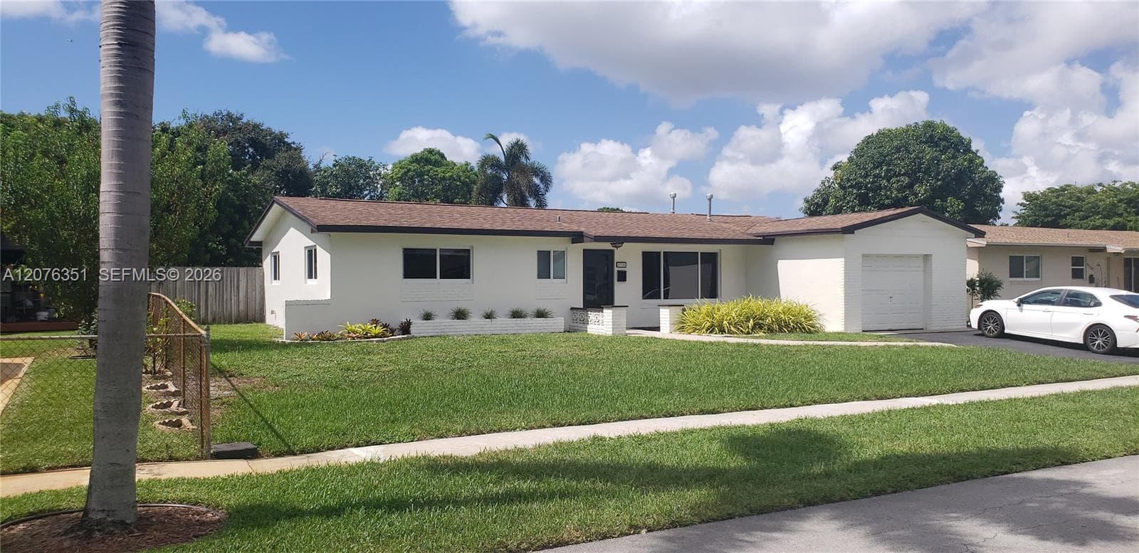 8320 NW 24th Ct, Pembroke Pines, FL 33024 — zdjęcie 5