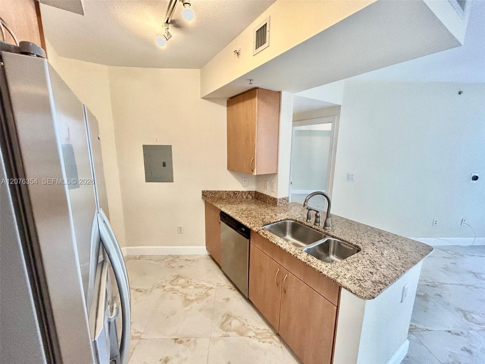 1830 Radius Dr # 1002, Hollywood, FL 33020 — zdjęcie 3