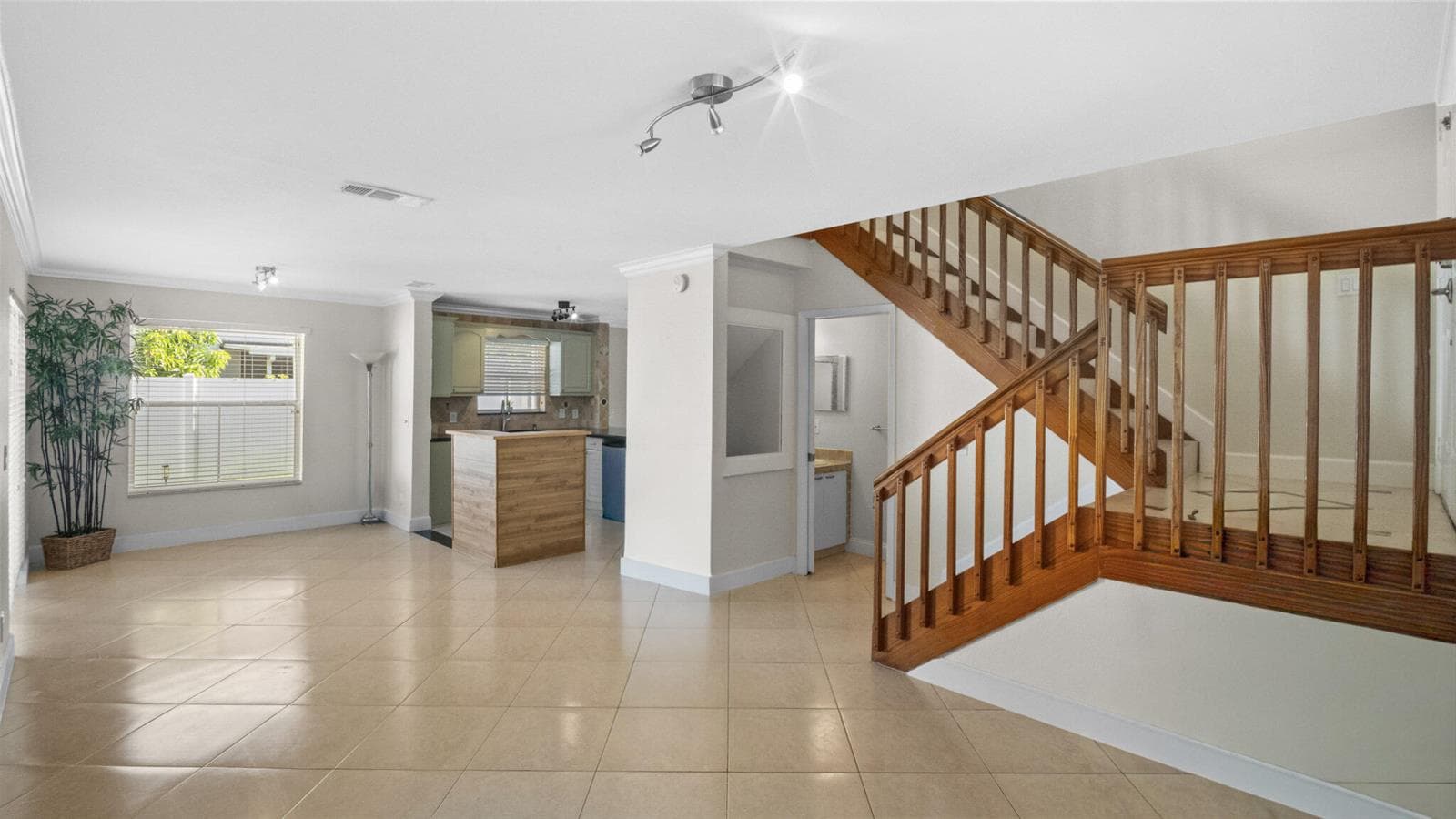 6741 FERN Street, Margate, FL 33063 — zdjęcie 3