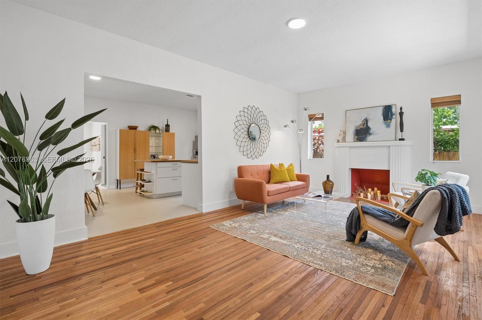 8230 NE 1st Pl, Miami, FL 33138 — zdjęcie 2