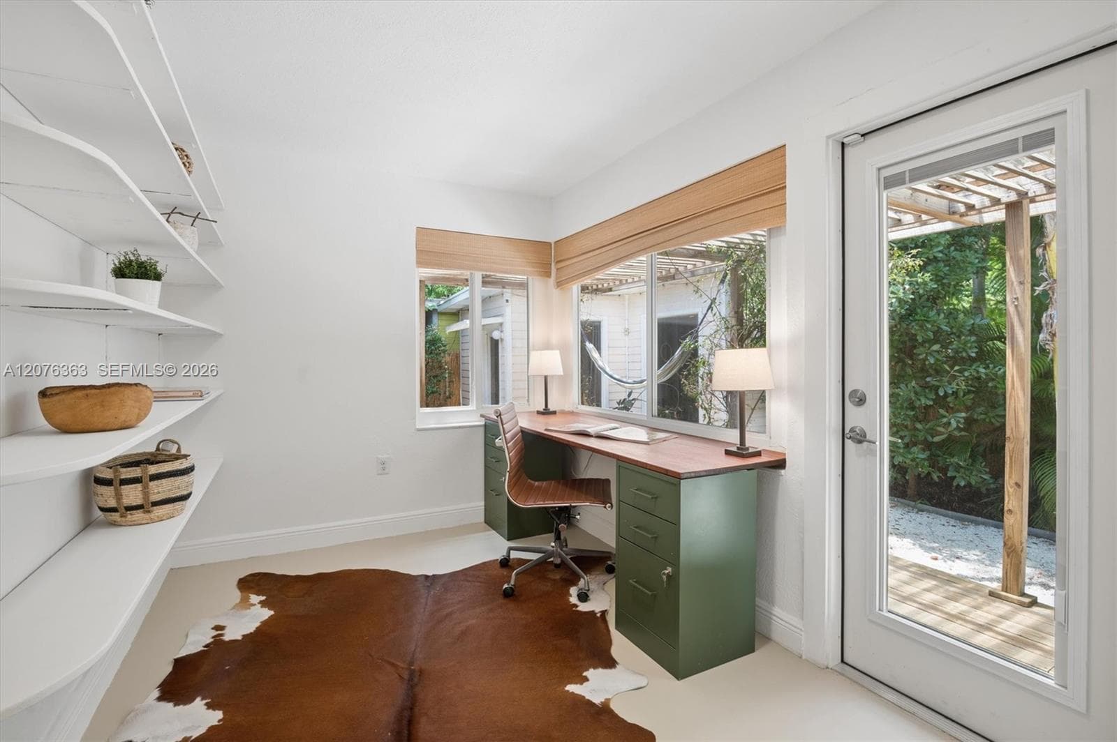 8230 NE 1st Pl, Miami, FL 33138 — zdjęcie 5
