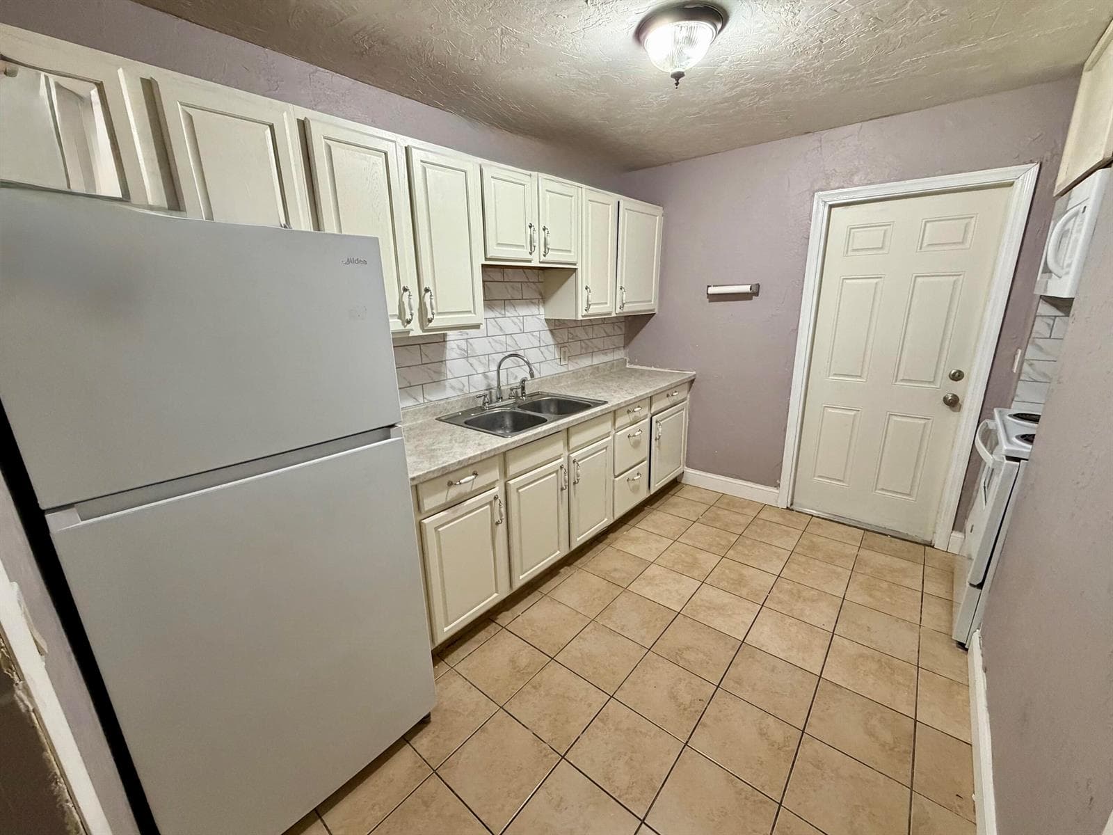 1061 W 4TH Street, Riviera Beach, FL 33404 — zdjęcie 3