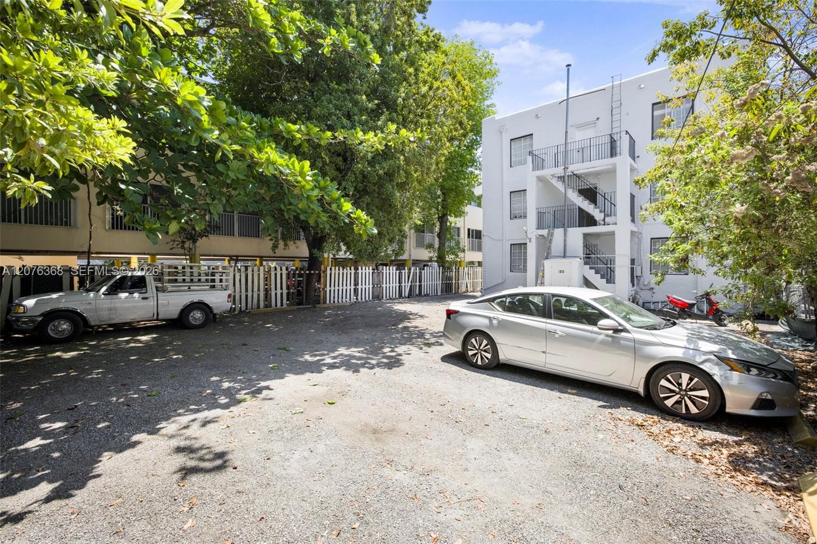 1563 SW 2nd St # 5, Miami, FL 33135 — zdjęcie 2