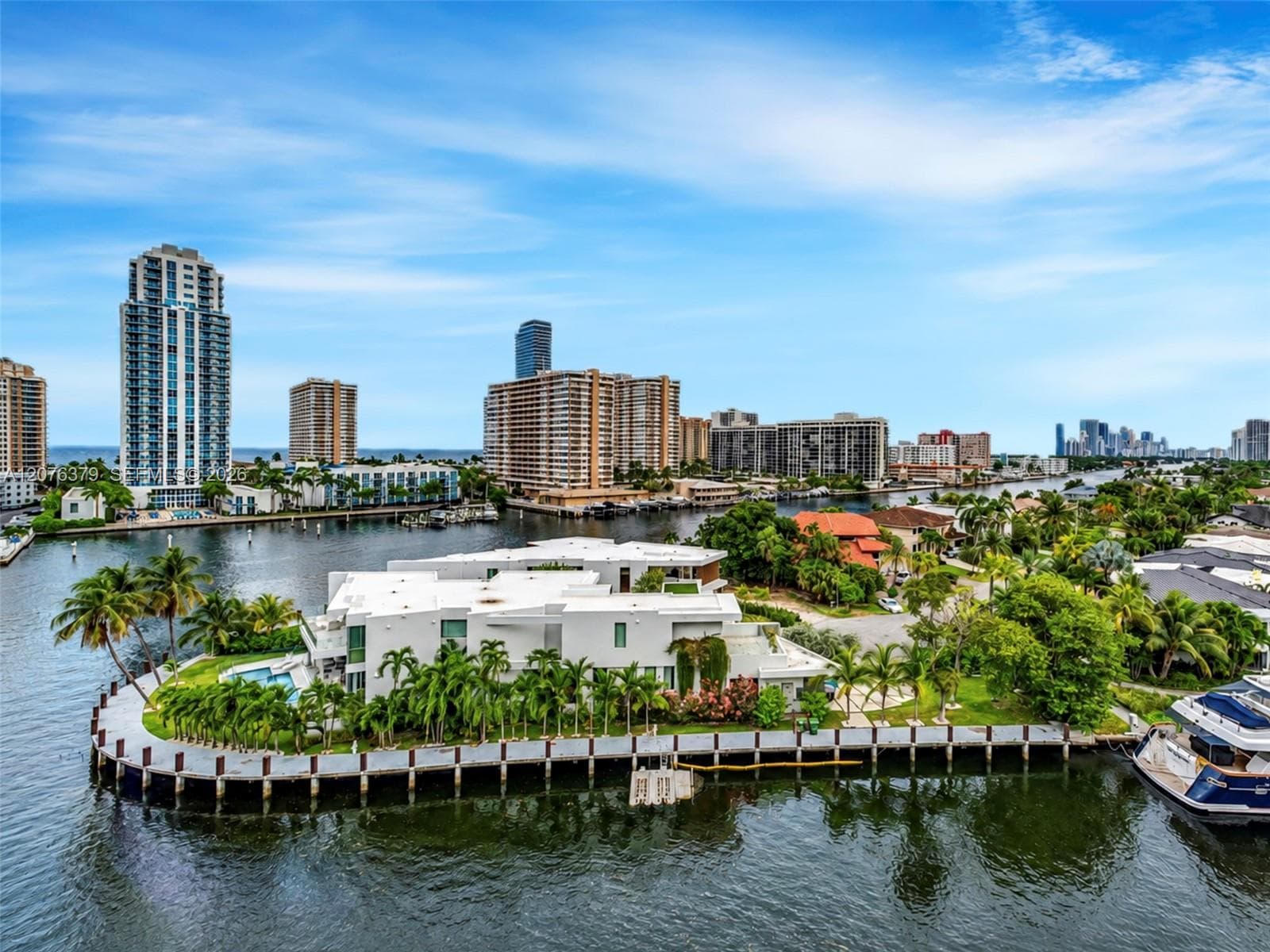 137 Golden Isles Dr # 804, Hallandale Beach, FL 33009 — zdjęcie 2