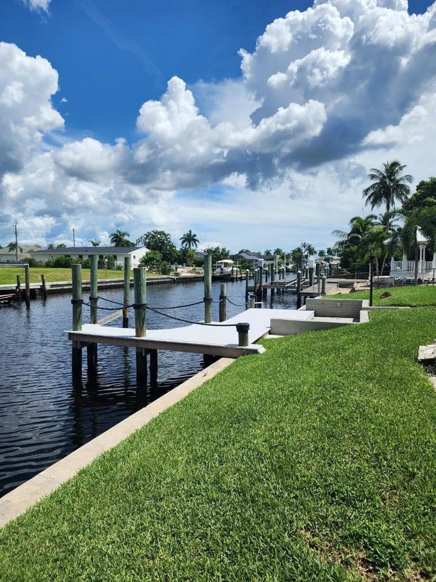 5325 COCOA Court, Cape Coral, FL 33904 — zdjęcie 2