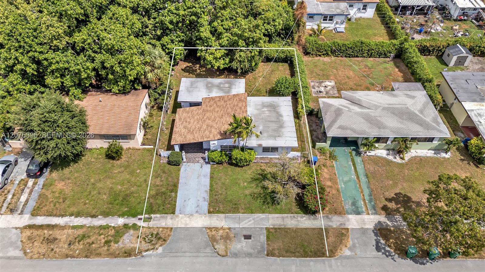 835 NW 84th St, Miami, FL 33150 — zdjęcie 3