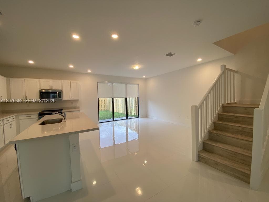 14519 SW 24th Ter, Miami, FL 33175 — zdjęcie 3