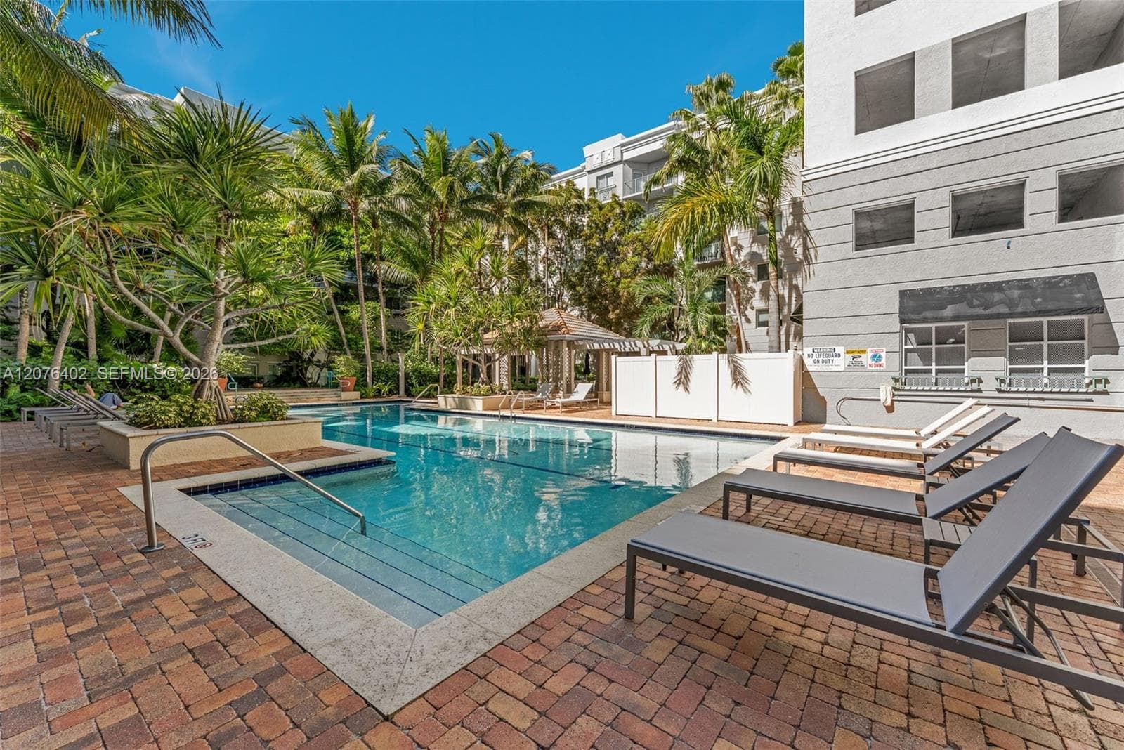 6001 SW 70th St # 512, South Miami, FL 33143 — zdjęcie 2