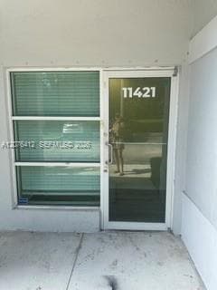 11421 NW 122nd St, Medley, FL 33178