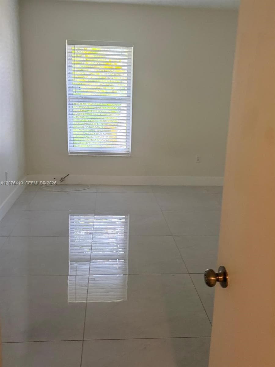 7473 SW 82nd St # D103, Miami, FL 33143 — zdjęcie 4