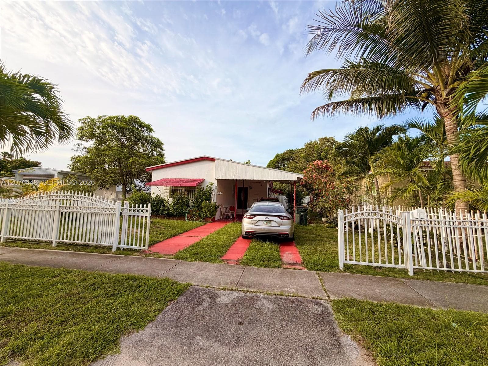 1440 NE 136th St, North Miami, FL 33161