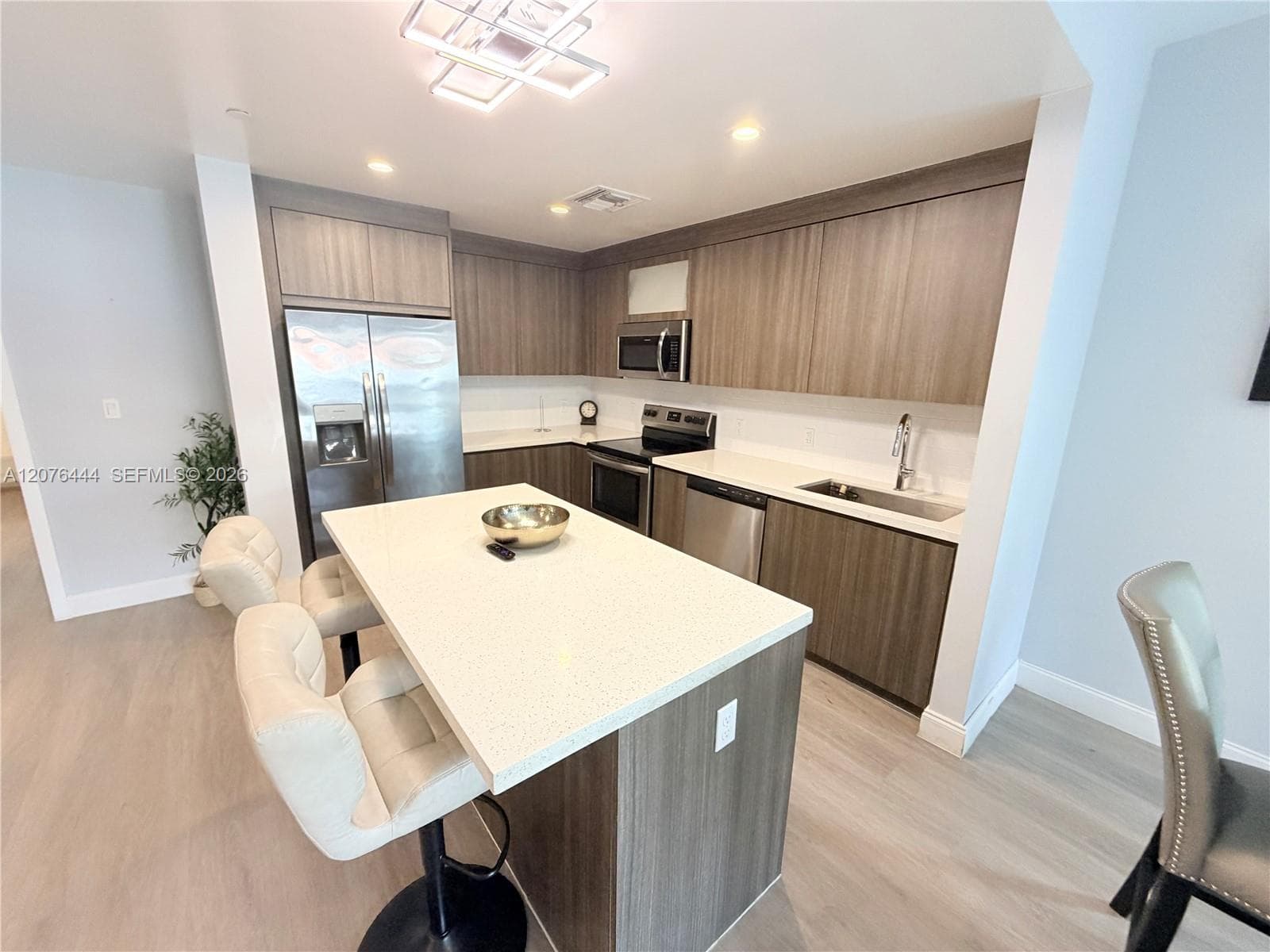 1938 Jackson St # 202, Hollywood, FL 33020 — zdjęcie 3