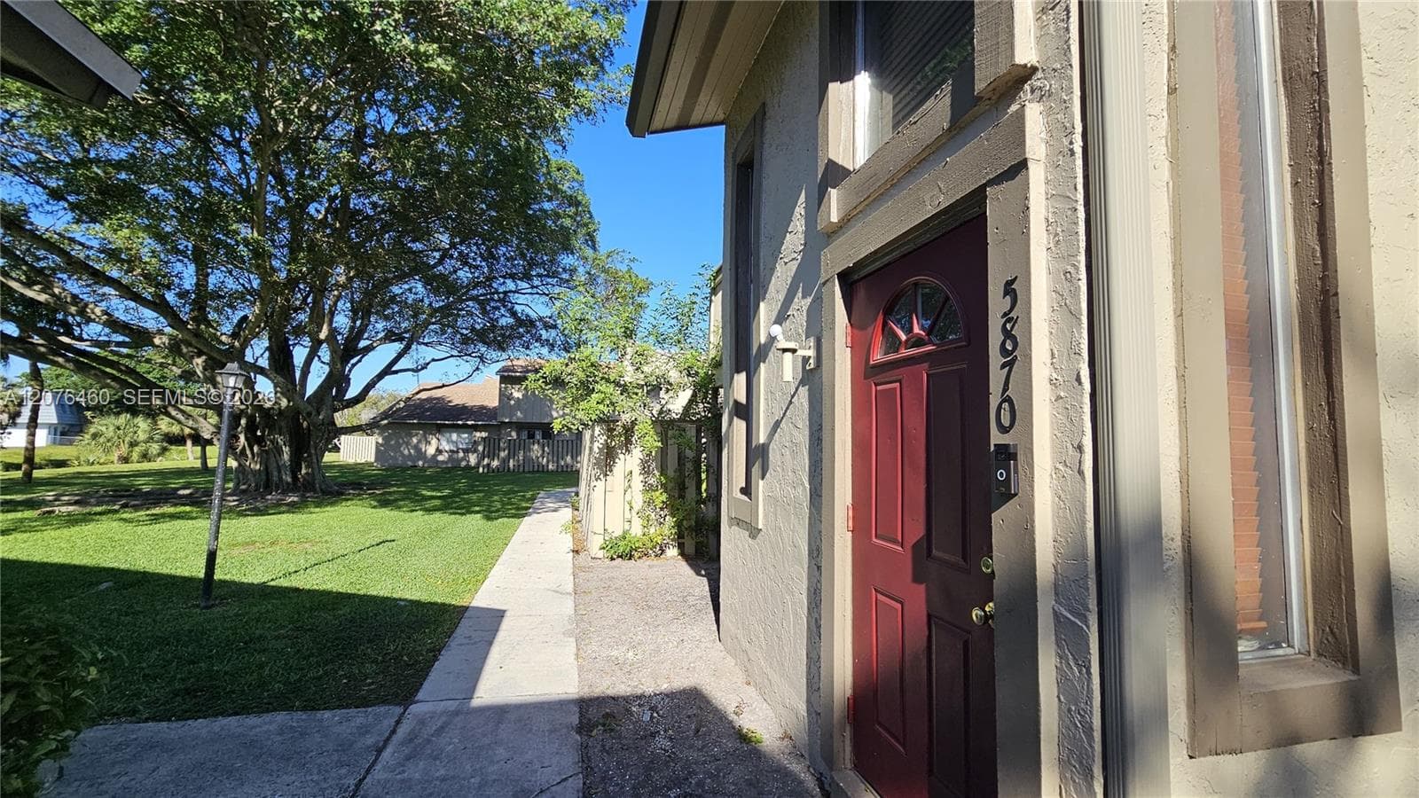 5870 NW 21st St # 45-E, Lauderhill, FL 33313 — zdjęcie 4
