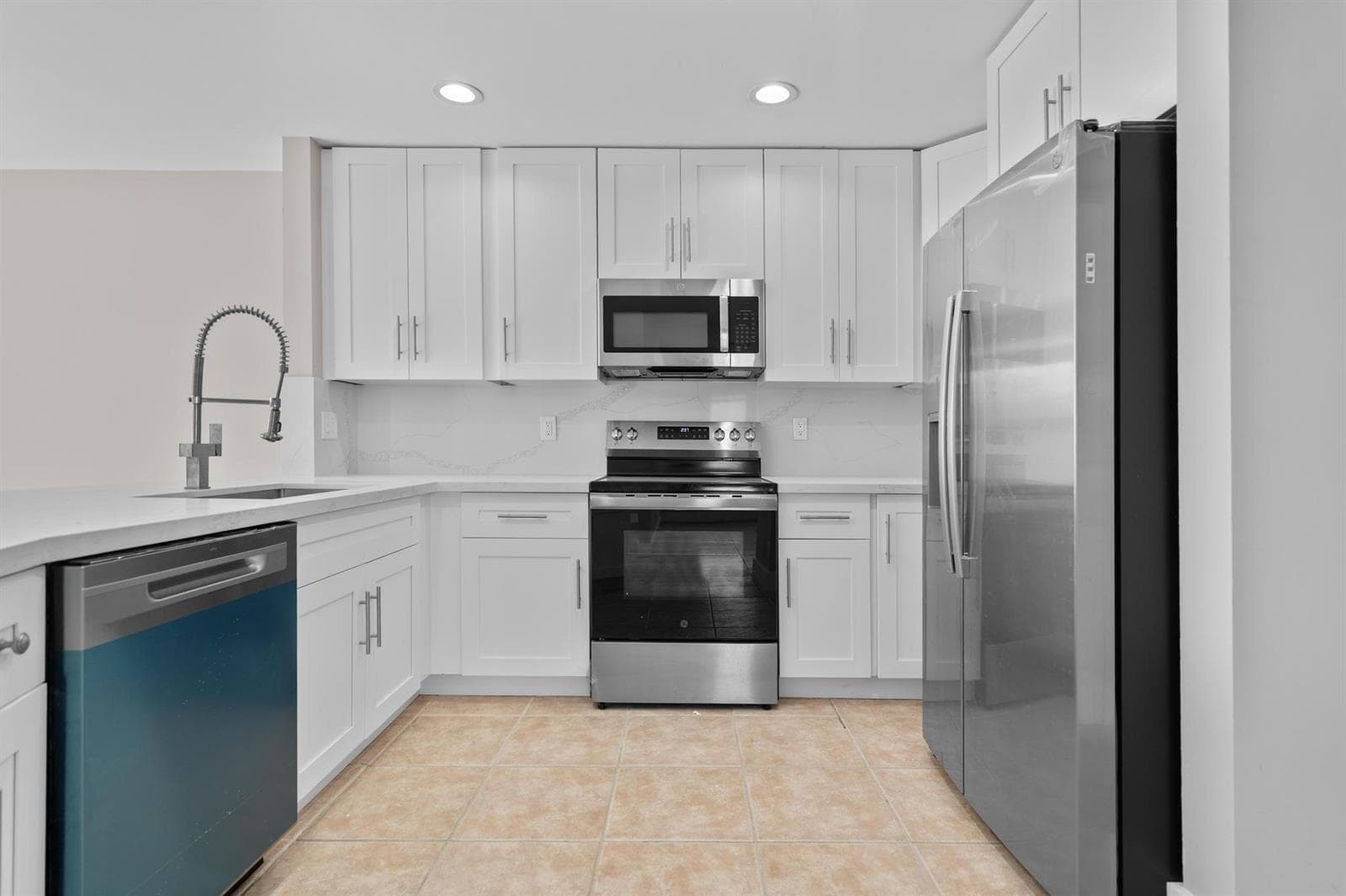 4250 NW 1st Place, Deerfield Beach, FL 33442 — zdjęcie 5